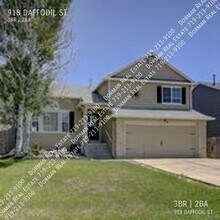 Building Photo - 918 Daffodil St