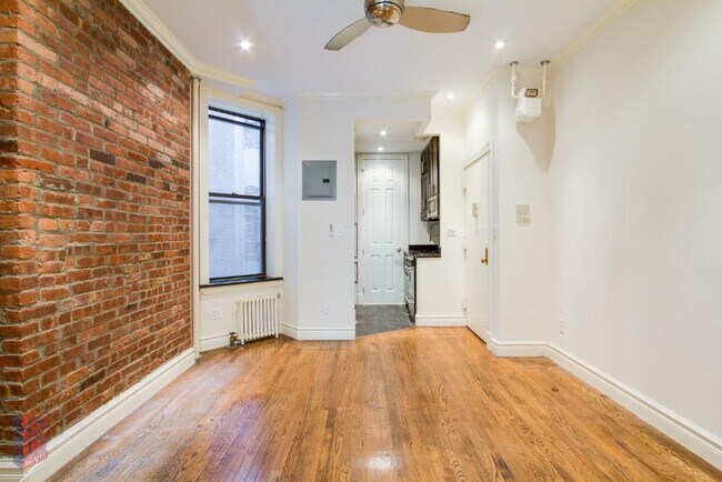 Foto del edificio - 250 Mott St
