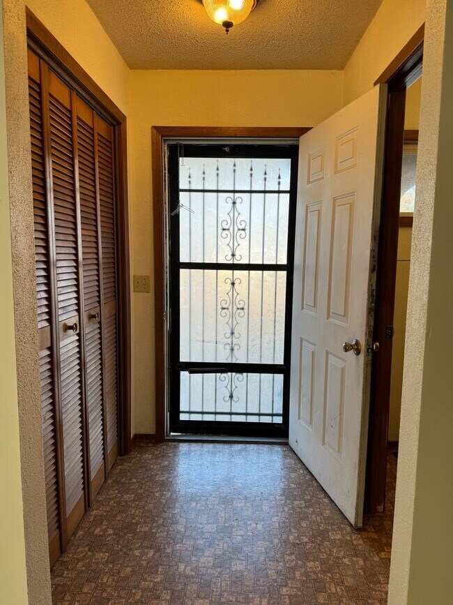 Foto del edificio - Opal Townhomes