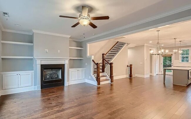 Building Photo - 1608 Bowery Dr