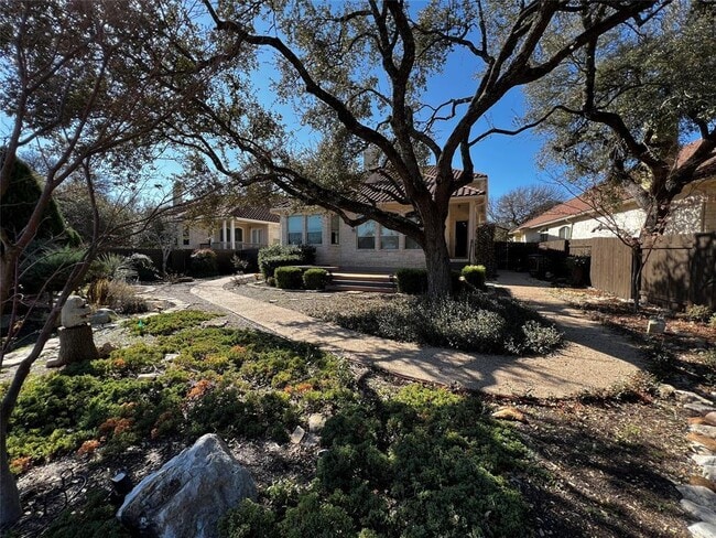 Foto del edificio - 15224 Interlachen Dr