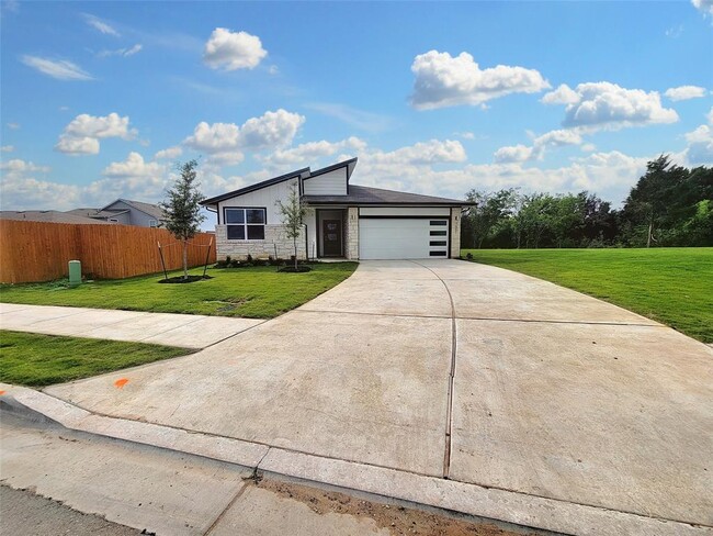 Building Photo - 7501 Wheatgrass Path