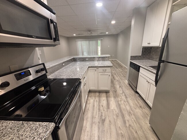 Foto del edificio - 201 Pensacola Beach Rd