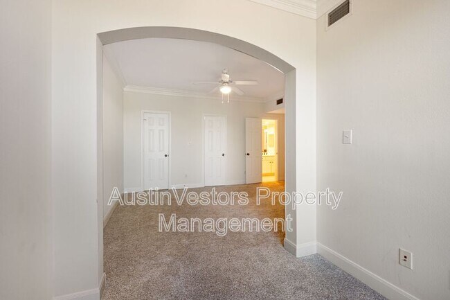 Foto del edificio - 7701 Rialto Blvd