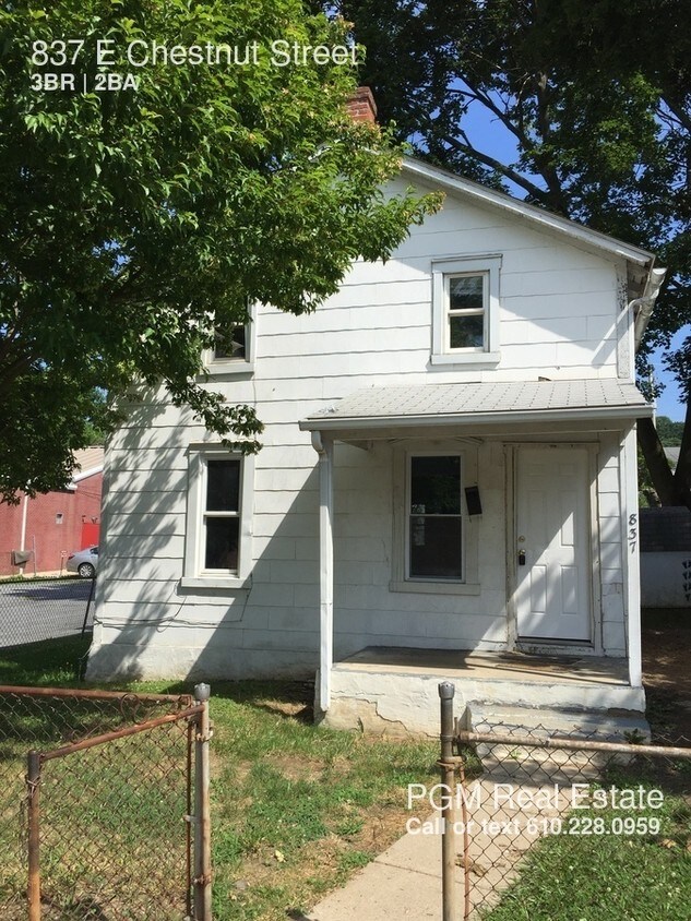 837 E Chestnut St, Coatesville, PA 19320 Room for Rent in Coatesville