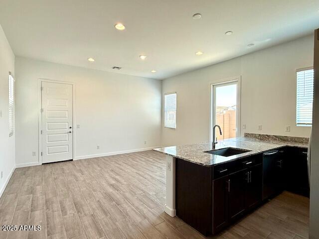 Foto del edificio - 15064 W Smoketree Dr