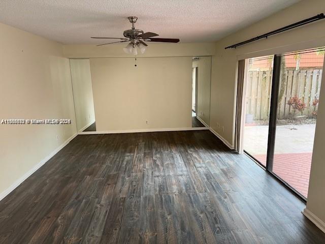 Foto del edificio - 9887 NW 6th Ct