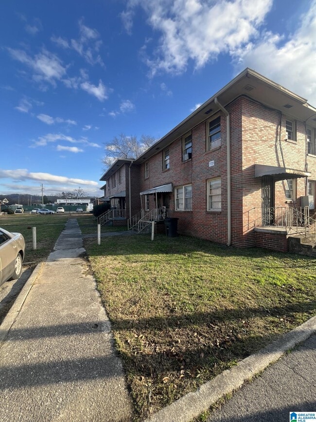 Building Photo - 7721 2nd Ct N