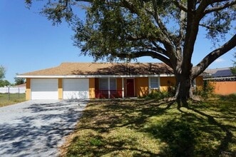 Building Photo - 722 Bogie Ct