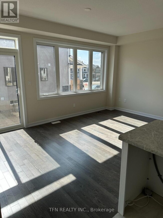 Building Photo - 16 Lilac Cir