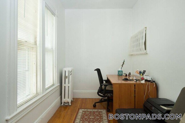 Foto del edificio - 25 Highland Ave