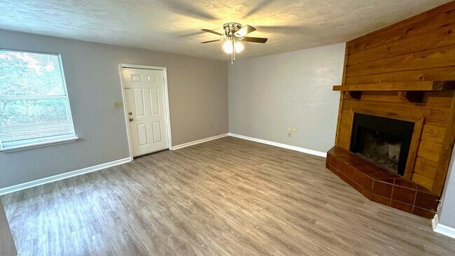 Foto del edificio - 2334 Sylvan Ct