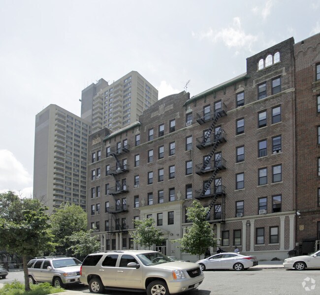 934 Carroll St, Brooklyn, NY 11225 Apartments Brooklyn, NY