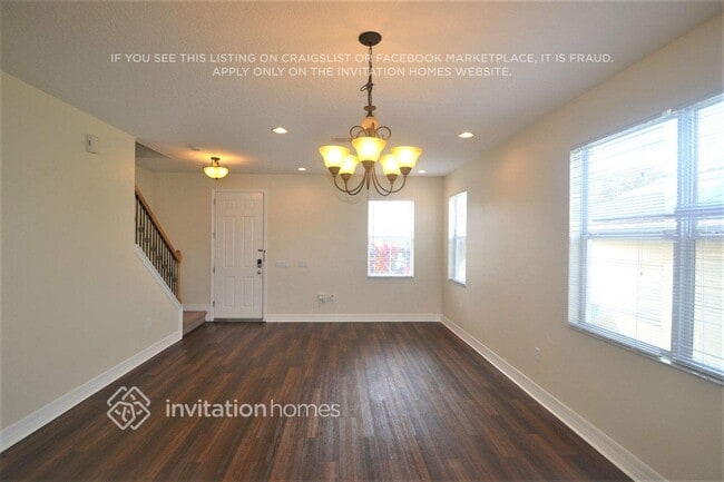 Building Photo - 317 Alfani St