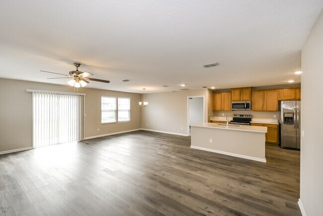 Foto del edificio - 9092 Tahoe Ln