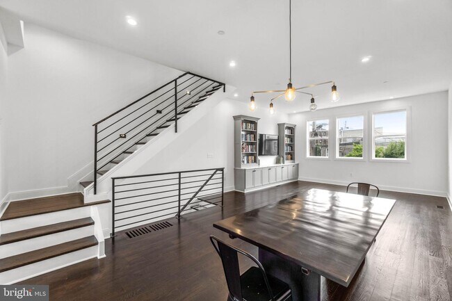 Building Photo - 3421 Brewers Green Way