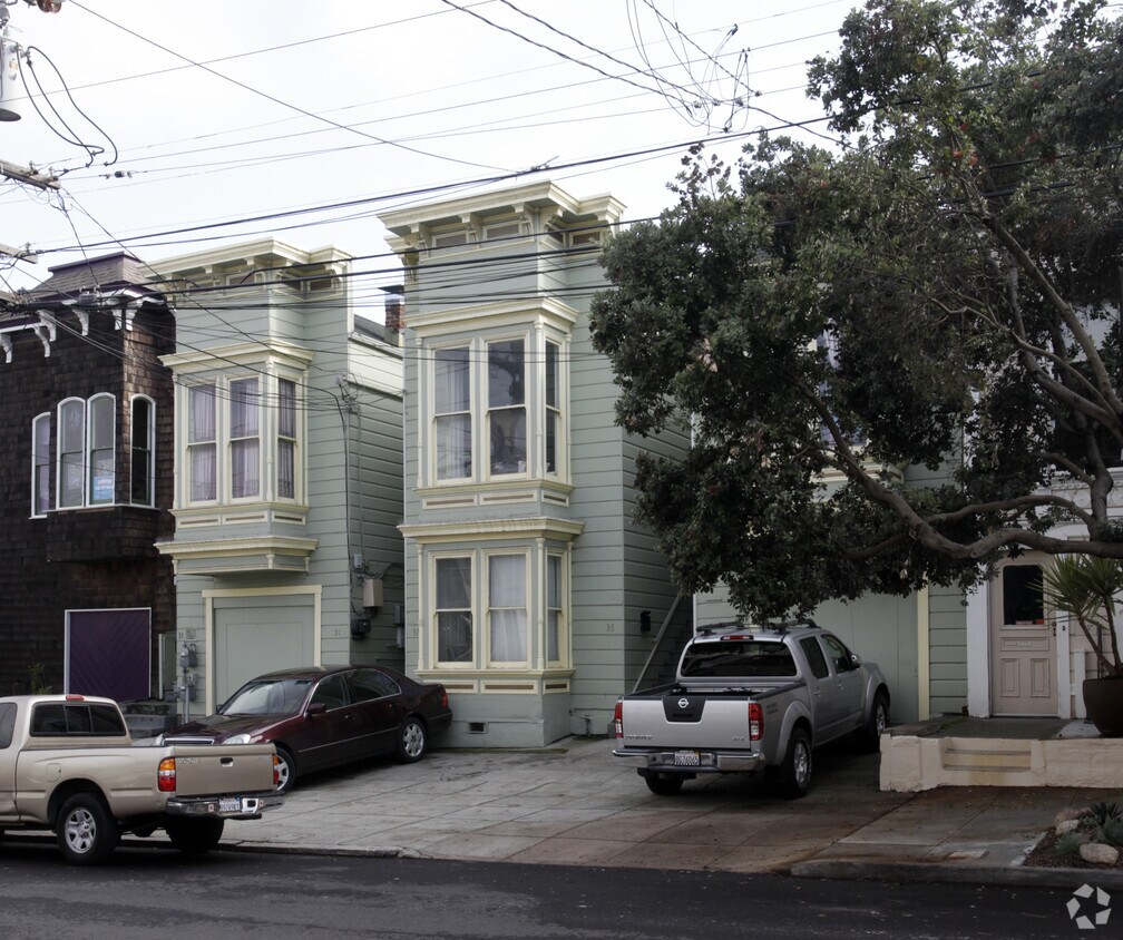 Primary Photo - 31-41 28th St