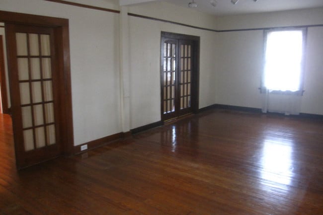 Living room - 4420 Bienville St