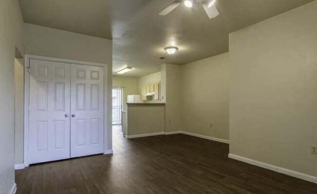 Building Photo - 2 bedroom in Houston TX 77067