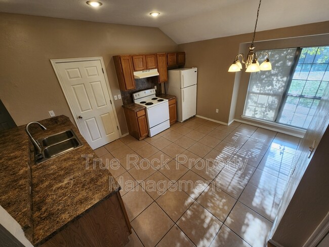 Building Photo - 1402 S Mississippi Ave