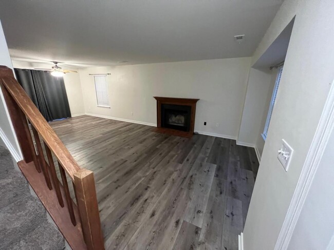 Building Photo - 129 Swannee Dr