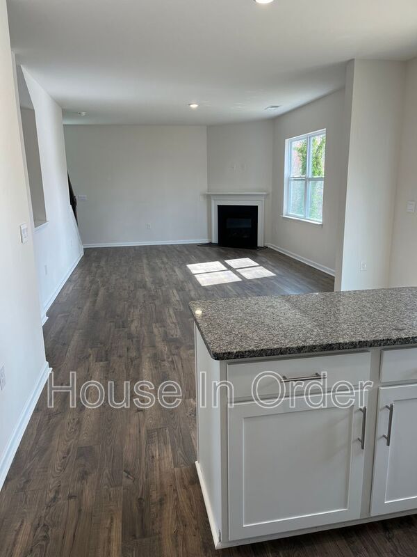 Foto del edificio - 732 Fountain Park Blvd