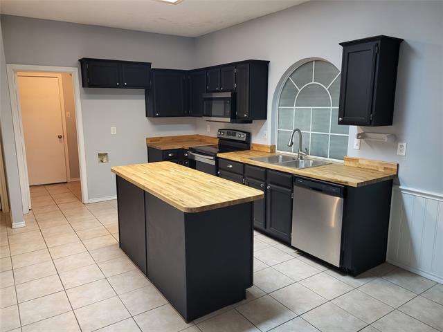 Building Photo - 1514 Dublin Cir
