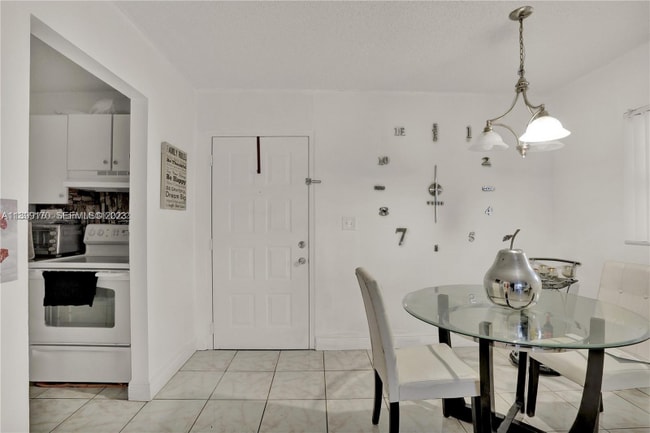 Foto del edificio - 7425 SW 152nd Ave