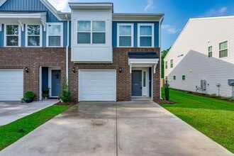 Building Photo - 405 Nutsedge Ct
