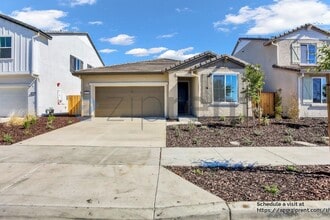 Building Photo - 15474 Hedges Dr