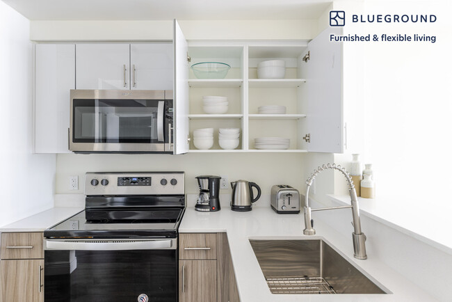 Foto del edificio - 110 SW 12th St