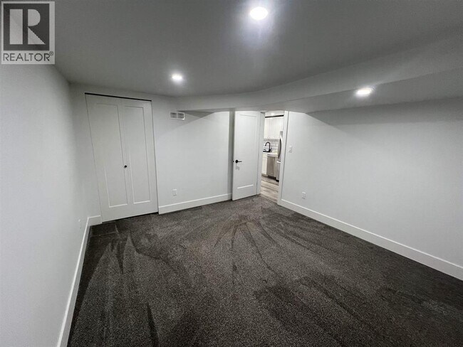 Photo du bâtiment - 23007 Reid Ave