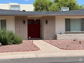 Building Photo - 4614 S Kachina Dr