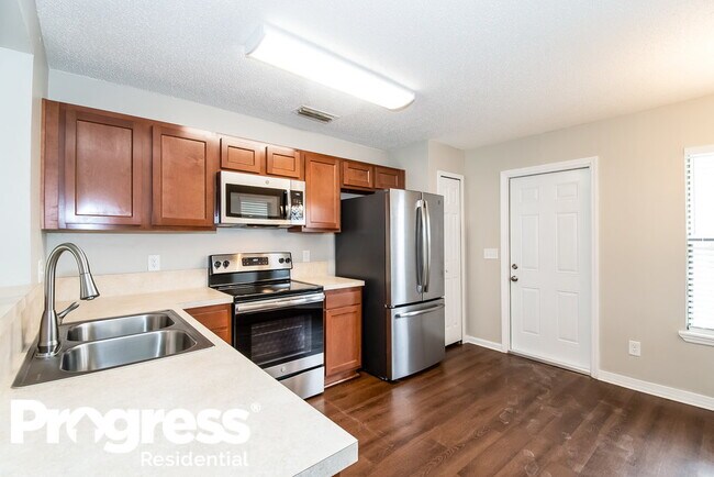 Foto del edificio - 7574 Falcon Trace Dr W