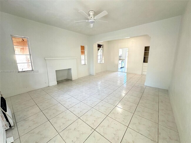 Foto del edificio - 937 NW 46th St