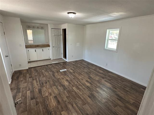 Building Photo - 139 Cindy Ln