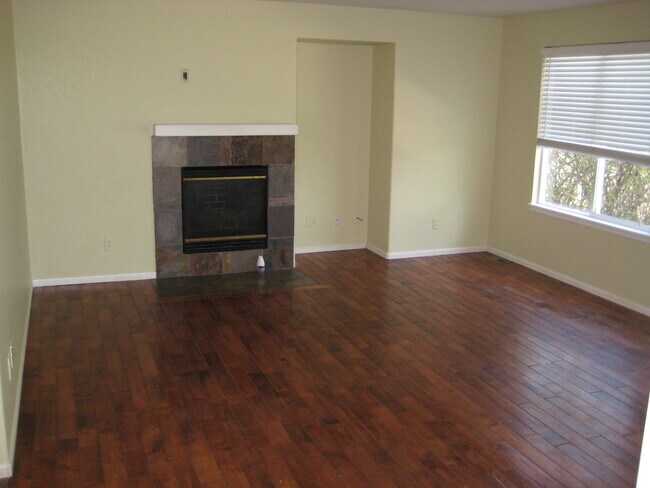 Foto del edificio - 1591 Brimble Dr