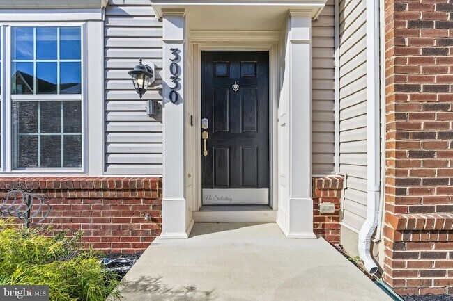 Building Photo - 3030 Mia Ln