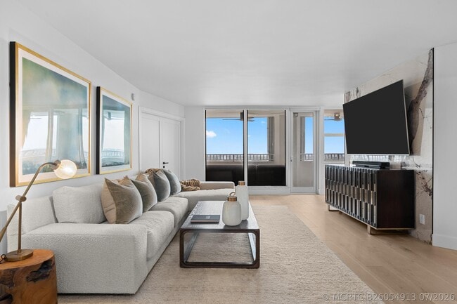 Building Photo - 1340 N Ocean Blvd