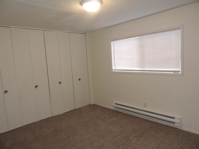 Building Photo - 5800 SW Erickson Ave