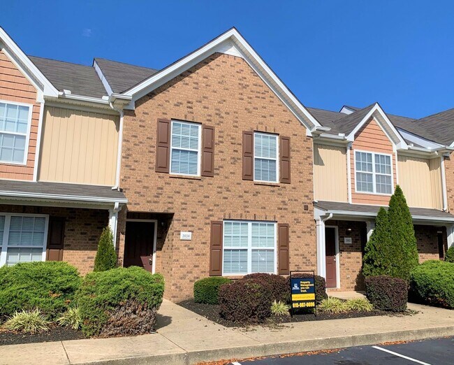 Foto del edificio - Two bedroom townhome for rent!