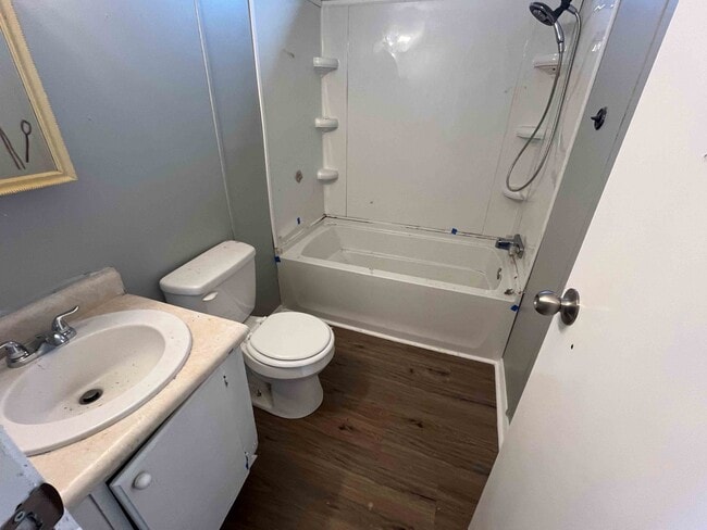 Foto del edificio - 14966 Ashley Way