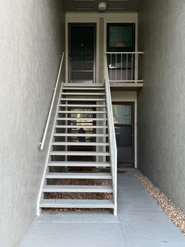 Foto del edificio - 308 Palm Coast Pkwy NE