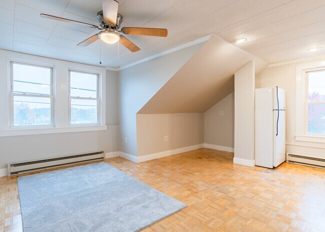 Foto del edificio - 107 May St