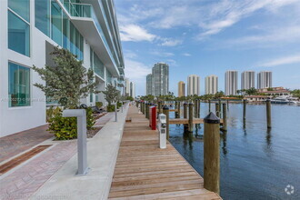 Building Photo - 400 Sunny Isles Blvd