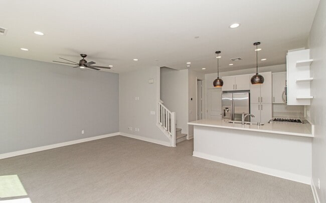 Building Photo - 3138 Asto Pl