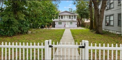 Building Photo - 1115 Highland St N