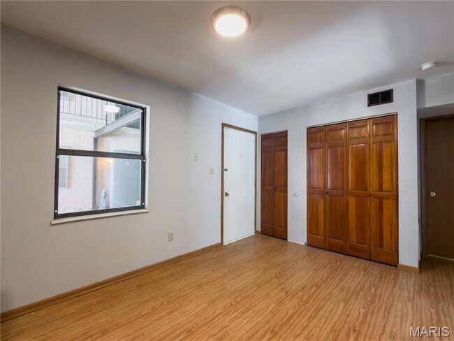 Foto del edificio - 3004 Pembroke Ln