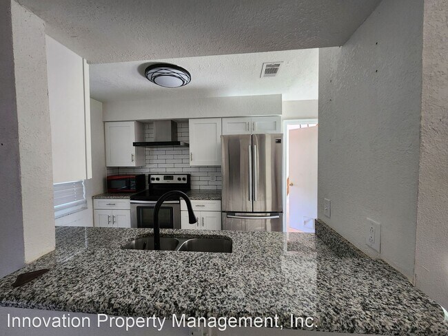 Foto del edificio - 3 br, 2 bath House - 221 Loch Low Dr