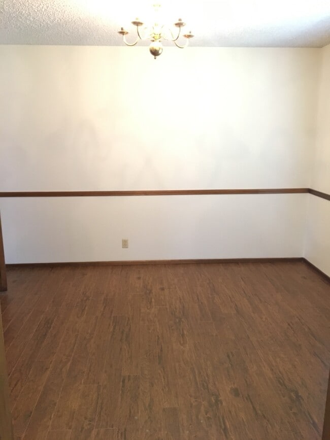 Building Photo - ***Showings will begin on February 2nd***